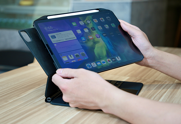 iPad Pro 第1世代＋純正キーボード＋アップルペンシル-