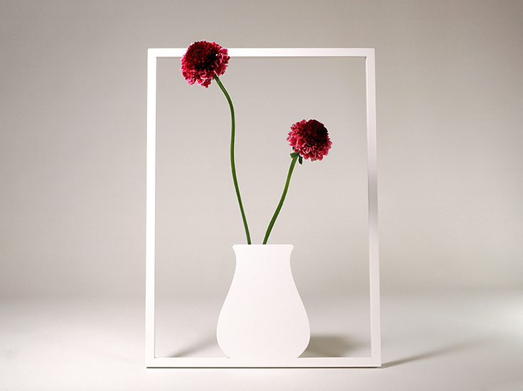 植物を入れるだけでそのまま“絵”になる。kaki プロジェクトの「A