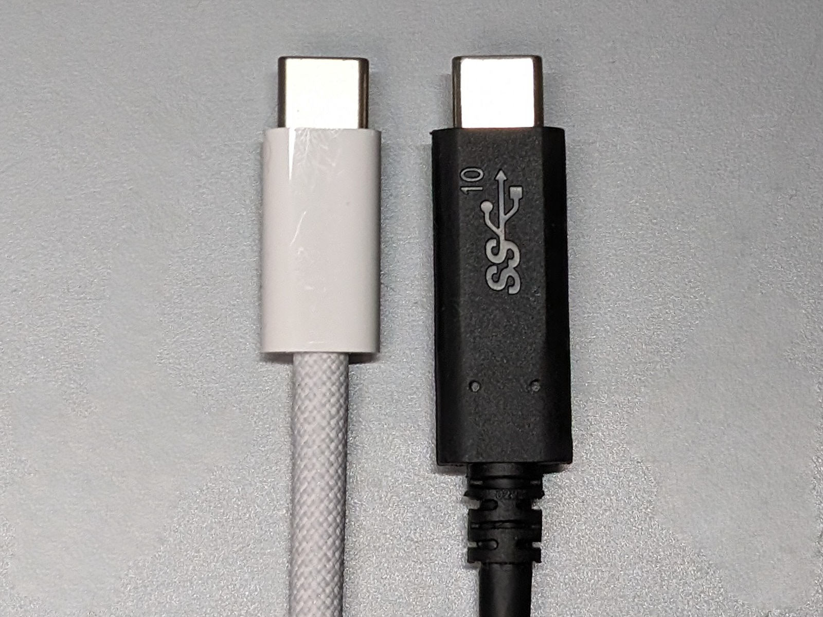 最大240Wまで対応、将来も安心して使えるApple純正USB-C充電ケーブル