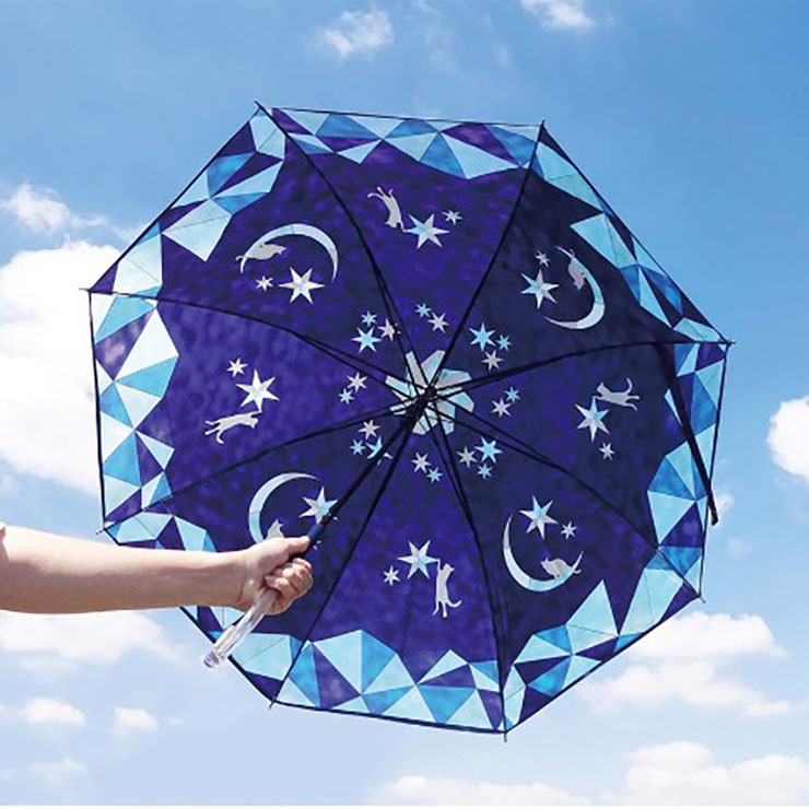 ヴィレヴァン、ステンドグラスに見立てたデザインの傘を発売