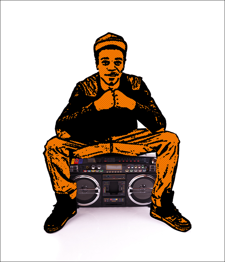 人がラジカセに座ってポージングしている写真をPhotoshopでイラスト調に加工