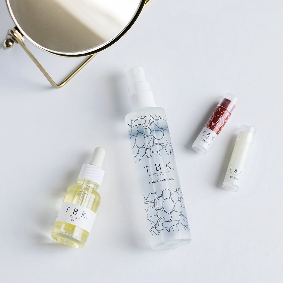 ライフスタイル おうち時間を提案 こんげつのきぶん Shu Re Tbk 熊森オーガニクスなど ご当地コスメ アロマ4選 こんげつのきぶん アート カルチャーと遊ぶ 暮らすをデザインする デザインってオモシロイ Mdn Design Interactive