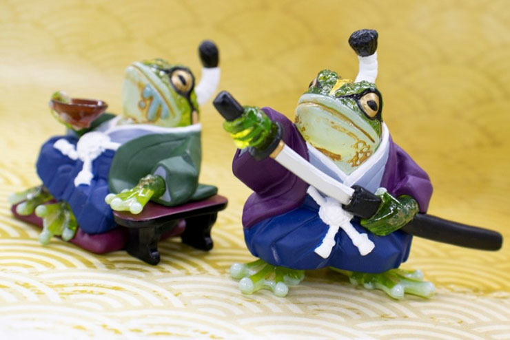 TAMA-KYU、殿様のようなカエルのカプセルトイ「殿様がえる」を発売 