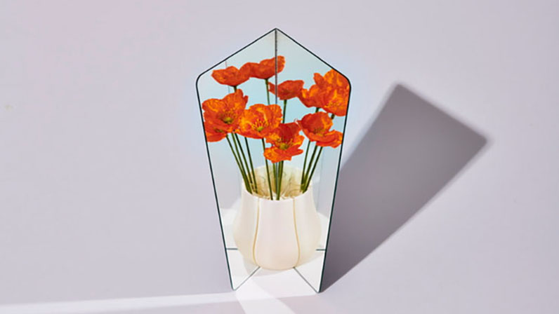 VITRO、1輪を花束のように見せる花瓶「Non Flower-loss Vase」を発売