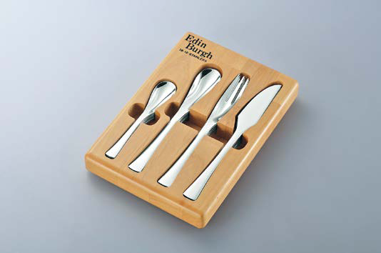 お気に入りのカトラリーで優雅な食卓を。暮らしを彩る「燕振興工業」の