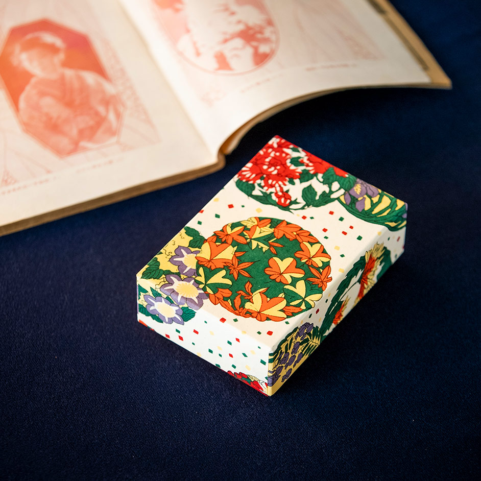 おすすめの文房具を紹介「今月の文具コレクション」大正ロマン感じる