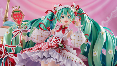 グッドスマイルカンパニー、「初音ミク」の15周年記念で苺をモチーフに