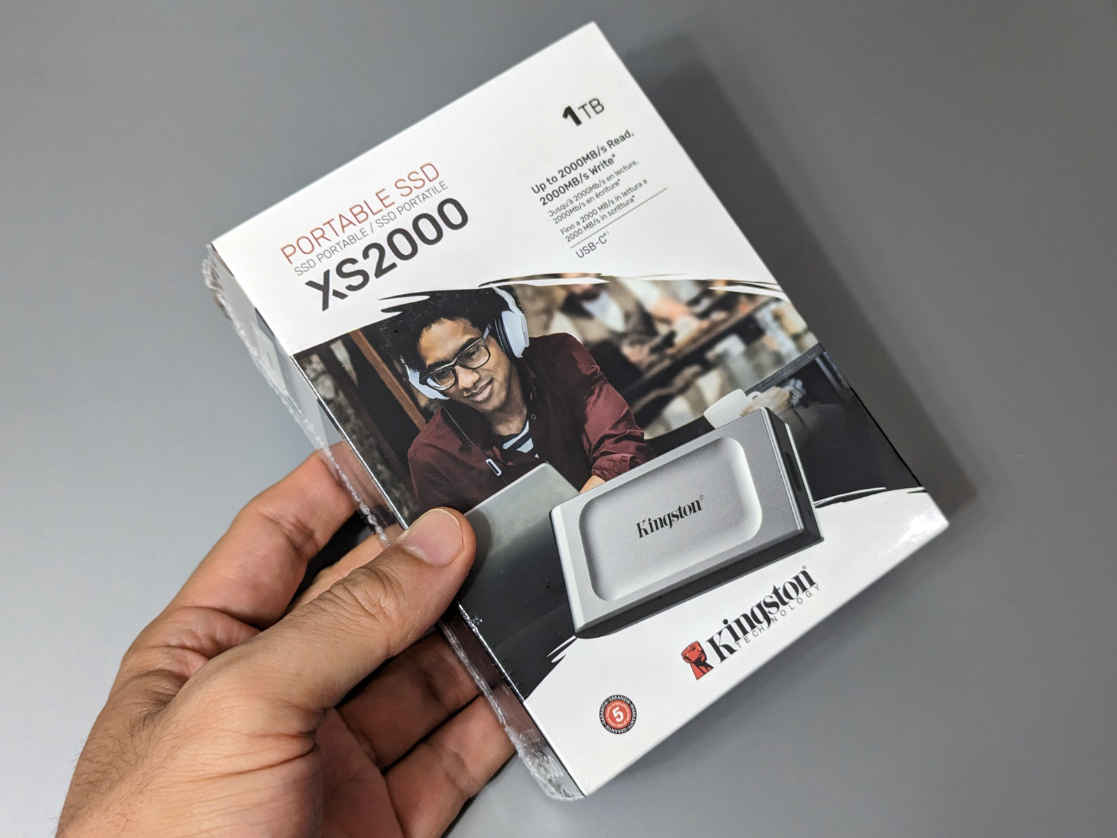 読み書きともに最大約2,000MB/秒の圧倒的な高速伝送、キングストンの