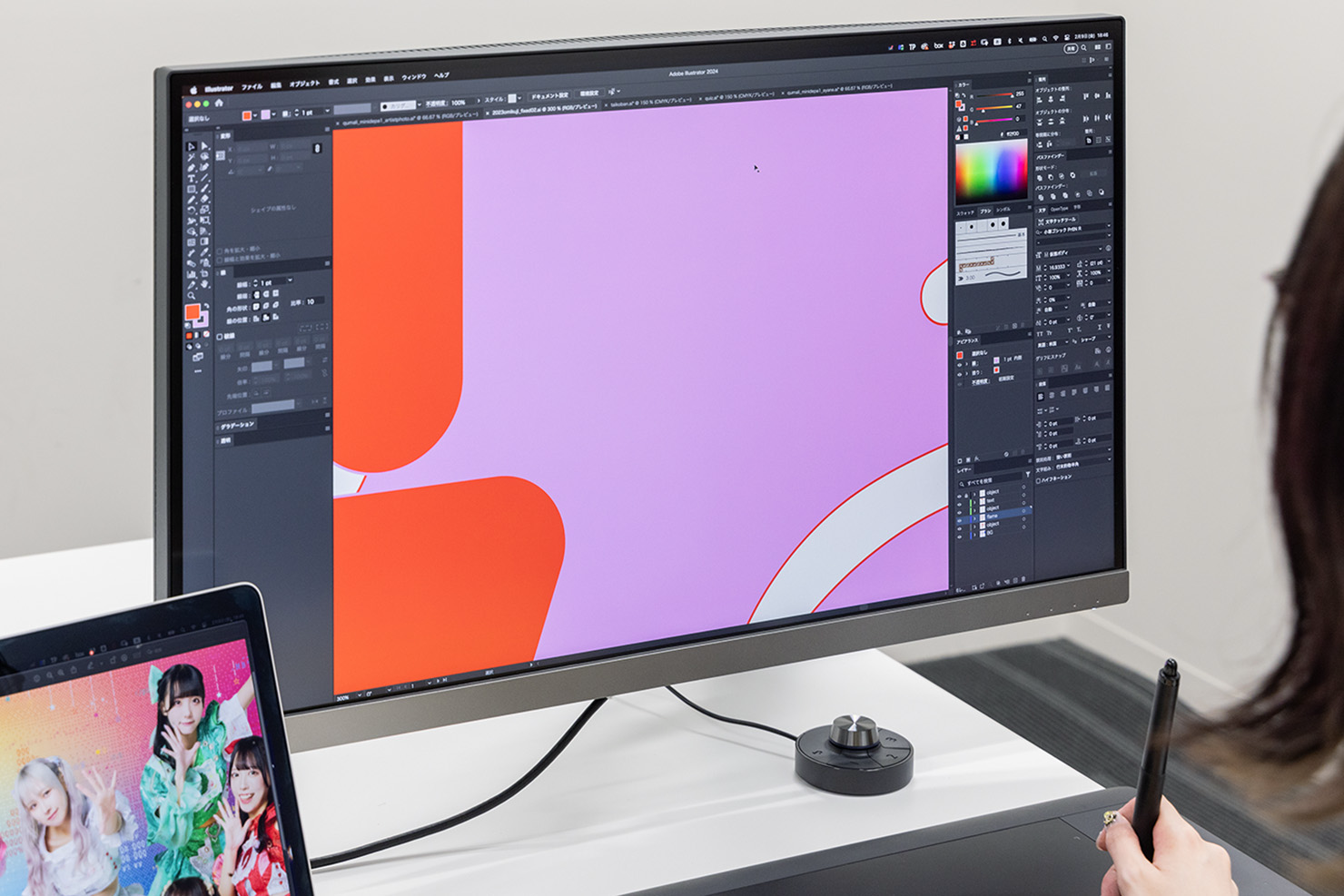 PD2706UA（BenQの27型4K UHDモニター）を人気デザイナーが