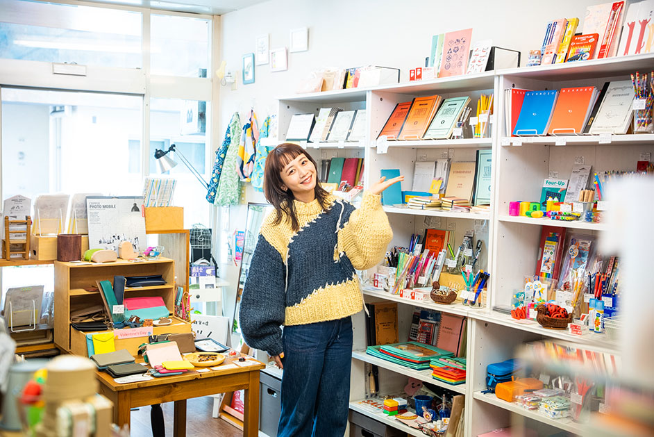 昭和レトロ　文具屋　文房具屋　リヒト　看板　店舗用非売品 西荻窪の「文具と雑貨の店 トナリノ」を特集！店主デザインの